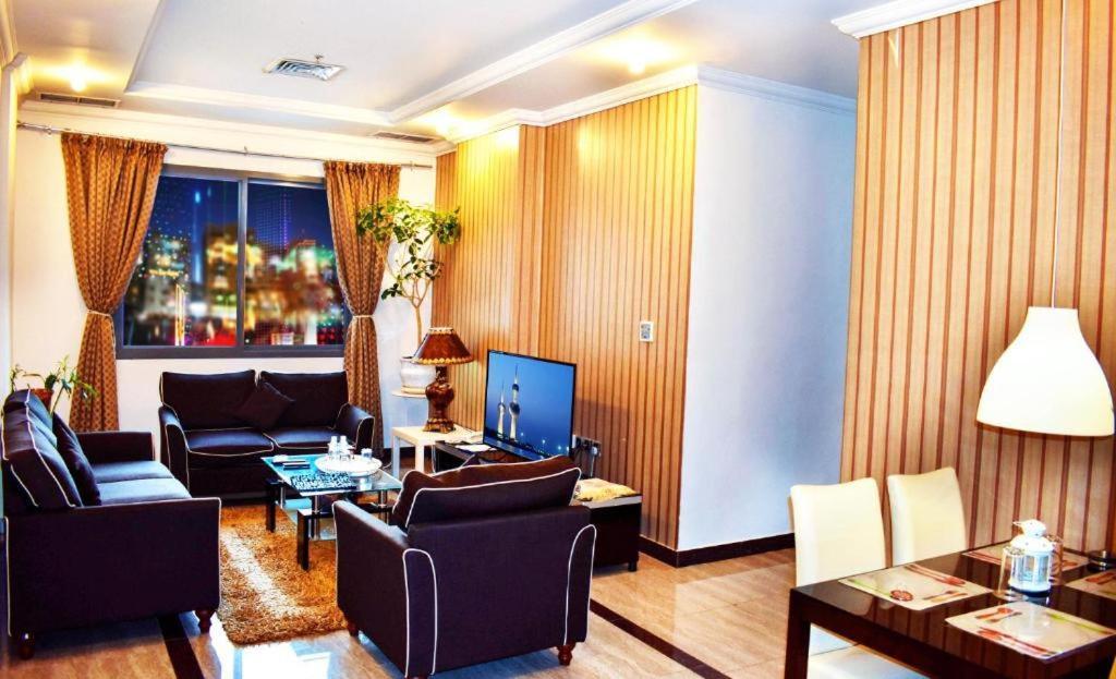 Hotel Leaders Plaza Salmiya Kuwait City ภายนอก รูปภาพ